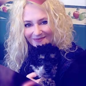 Meet your Posher, Faye